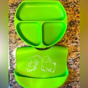 Silicone plate and bib